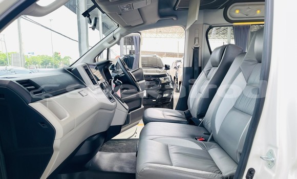 Buy Used Toyota Commuter White Car in Bangkok in Bangkok Buy Used Toyota Commuter White Car in Bangkok in Bangkok