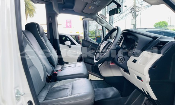 Buy Used Toyota Commuter White Car in Bangkok in Bangkok Buy Used Toyota Commuter White Car in Bangkok in Bangkok