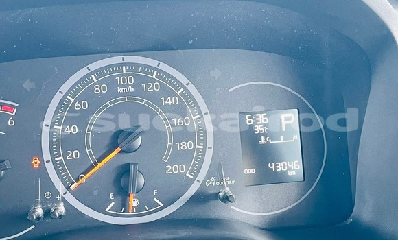 Buy Used Toyota Commuter White Car in Bangkok in Bangkok Buy Used Toyota Commuter White Car in Bangkok in Bangkok