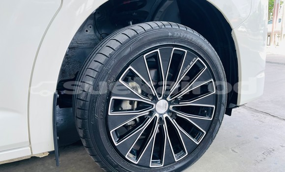 Buy Used Toyota Commuter White Car in Bangkok in Bangkok Buy Used Toyota Commuter White Car in Bangkok in Bangkok