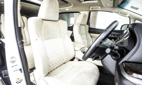 Buy Used Toyota Alphard White Car in Bangkok in Bangkok Buy Used Toyota Alphard White Car in Bangkok in Bangkok
