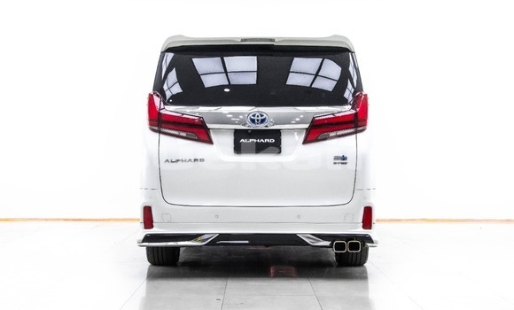Buy Used Toyota Alphard White Car in Bangkok in Bangkok Buy Used Toyota Alphard White Car in Bangkok in Bangkok