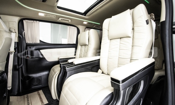 Buy Used Toyota Alphard White Car in Bangkok in Bangkok Buy Used Toyota Alphard White Car in Bangkok in Bangkok