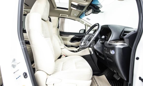 ซื้อ รถมือสอง Toyota Alphard ขาว รถยนต์ ใน %{เมือง} ใน กรุงเทพมหานคร ซื้อ รถมือสอง Toyota Alphard ขาว รถยนต์ ใน %{เมือง} ใน กรุงเทพมหานคร