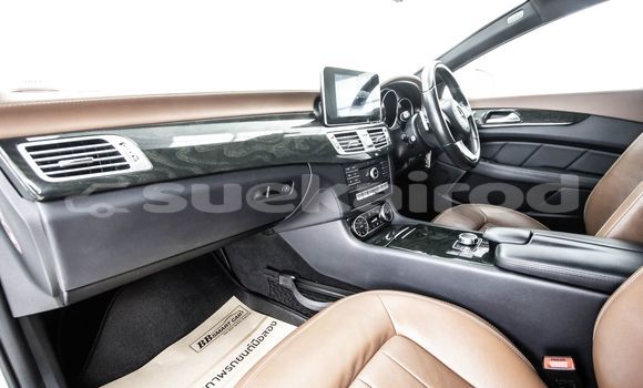 Buy Used Mercedes-Benz CLS250 White Car in Bangkok in Bangkok Buy Used Mercedes-Benz CLS250 White Car in Bangkok in Bangkok