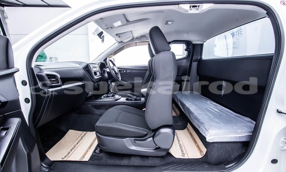 Buy Used Isuzu D-Max White Car in Bangkok in Bangkok Buy Used Isuzu D-Max White Car in Bangkok in Bangkok