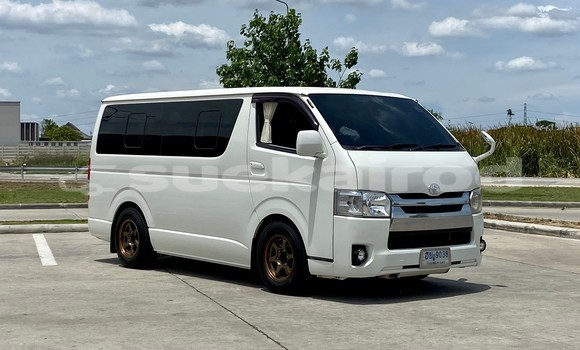 ซื้อ รถมือสอง Toyota Hiace ขาว รถยนต์ ใน %{เมือง} ใน กรุงเทพมหานคร ซื้อ รถมือสอง Toyota Hiace ขาว รถยนต์ ใน %{เมือง} ใน กรุงเทพมหานคร