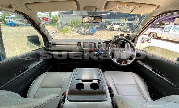 ซื้อ รถมือสอง Toyota Hiace ขาว รถยนต์ ใน %{เมือง} ใน กรุงเทพมหานคร ซื้อ รถมือสอง Toyota Hiace ขาว รถยนต์ ใน %{เมือง} ใน กรุงเทพมหานคร