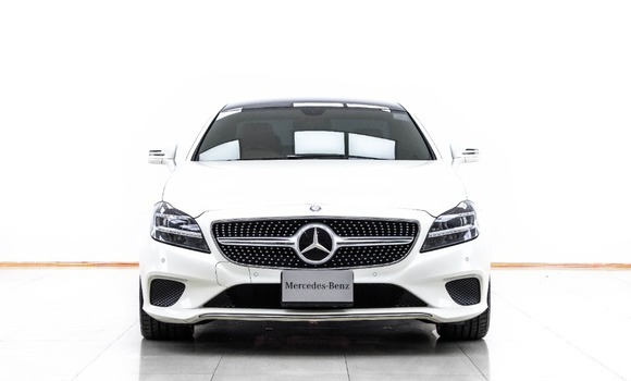 Buy Used Mercedes-Benz CLS-klasse White Car in Bangkok in Bangkok Buy Used Mercedes-Benz CLS-klasse White Car in Bangkok in Bangkok