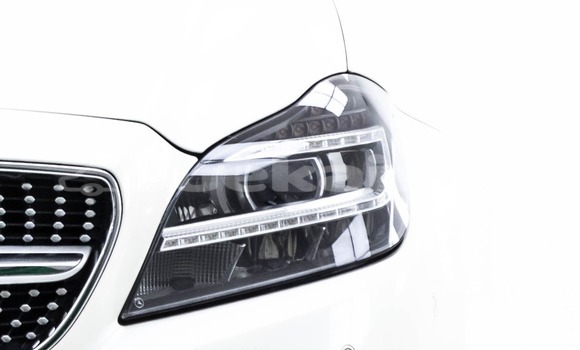 Buy Used Mercedes-Benz CLS-klasse White Car in Bangkok in Bangkok Buy Used Mercedes-Benz CLS-klasse White Car in Bangkok in Bangkok