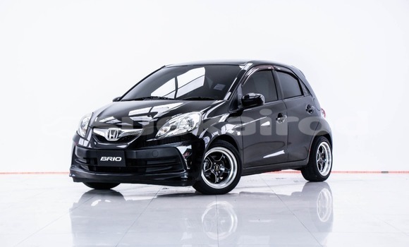 ซื้อ รถมือสอง Honda Brio สีดำ รถยนต์ ใน %{เมือง} ใน กรุงเทพมหานคร