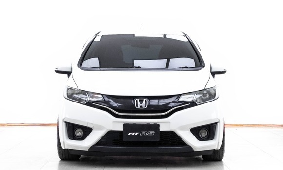 ซื้อ รถมือสอง Honda Jazz ขาว รถยนต์ ใน %{เมือง} ใน กรุงเทพมหานคร ซื้อ รถมือสอง Honda Jazz ขาว รถยนต์ ใน %{เมือง} ใน กรุงเทพมหานคร