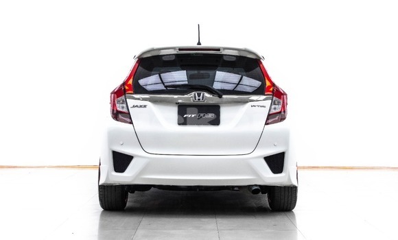 ซื้อ รถมือสอง Honda Jazz ขาว รถยนต์ ใน %{เมือง} ใน กรุงเทพมหานคร ซื้อ รถมือสอง Honda Jazz ขาว รถยนต์ ใน %{เมือง} ใน กรุงเทพมหานคร
