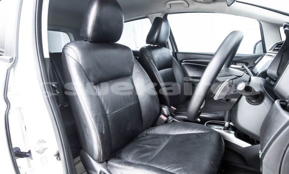 Buy Used Honda Jazz White Car in Bangkok in Bangkok Buy Used Honda Jazz White Car in Bangkok in Bangkok