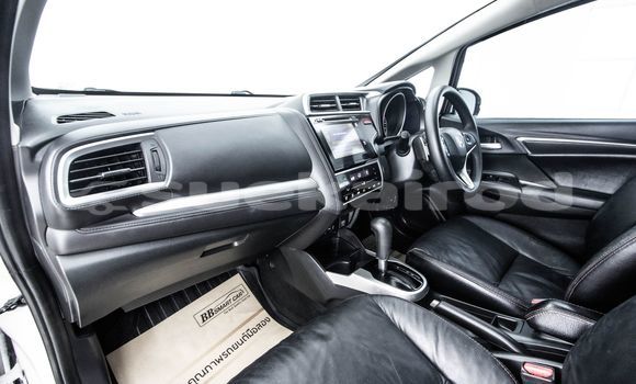 Buy Used Honda Jazz White Car in Bangkok in Bangkok Buy Used Honda Jazz White Car in Bangkok in Bangkok