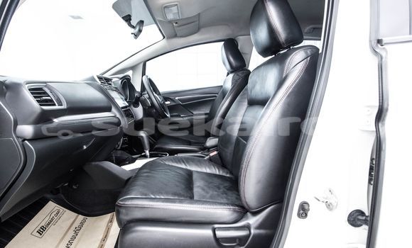 Buy Used Honda Jazz White Car in Bangkok in Bangkok Buy Used Honda Jazz White Car in Bangkok in Bangkok