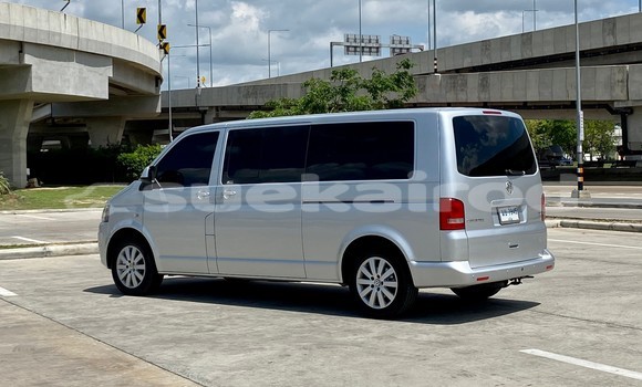 Buy Used Volkswagen Caravelle Silver Car in Bangkok in Bangkok Buy Used Volkswagen Caravelle Silver Car in Bangkok in Bangkok