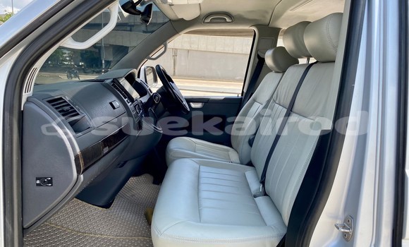 Buy Used Volkswagen Caravelle Silver Car in Bangkok in Bangkok Buy Used Volkswagen Caravelle Silver Car in Bangkok in Bangkok