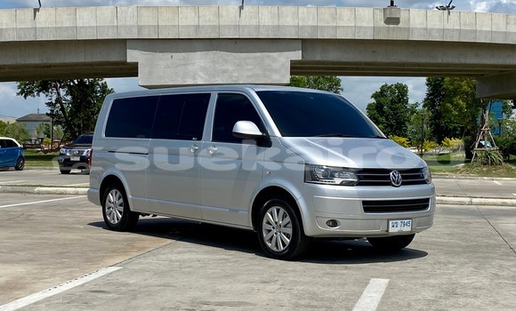 Buy Used Volkswagen Caravelle Silver Car in Bangkok in Bangkok Buy Used Volkswagen Caravelle Silver Car in Bangkok in Bangkok