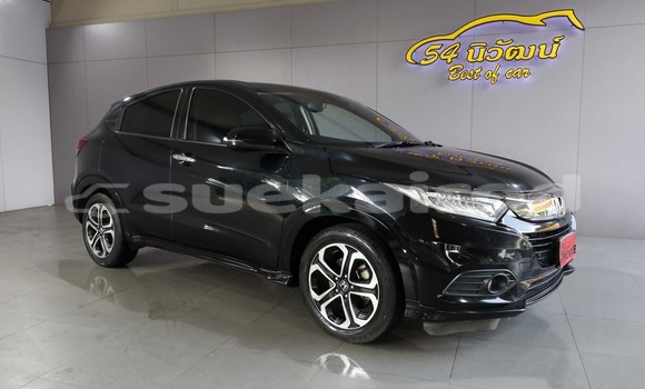 ซื้อ รถมือสอง Honda HR-V สีดำ รถยนต์ ใน %{เมือง} ใน กรุงเทพมหานคร