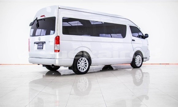 Buy Used Toyota Commuter Other Car in Bangkok in Bangkok Buy Used Toyota Commuter Other Car in Bangkok in Bangkok