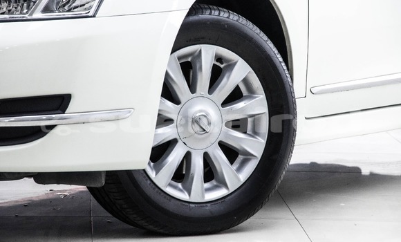 Buy Used Nissan Teana White Car in Bangkok in Bangkok Buy Used Nissan Teana White Car in Bangkok in Bangkok