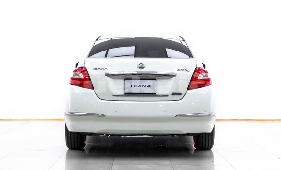 Buy Used Nissan Teana White Car in Bangkok in Bangkok Buy Used Nissan Teana White Car in Bangkok in Bangkok