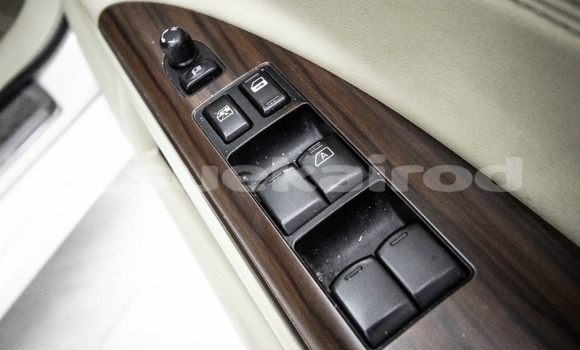 Buy Used Nissan Teana White Car in Bangkok in Bangkok Buy Used Nissan Teana White Car in Bangkok in Bangkok