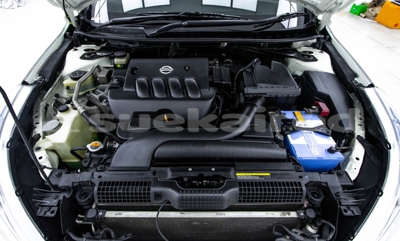 Buy Used Nissan Teana White Car in Bangkok in Bangkok Buy Used Nissan Teana White Car in Bangkok in Bangkok