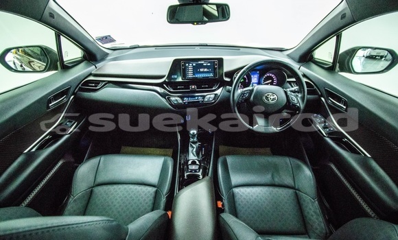 ซื้อ รถมือสอง Toyota C-HR สีแดง รถยนต์ ใน %{เมือง} ใน กรุงเทพมหานคร ซื้อ รถมือสอง Toyota C-HR สีแดง รถยนต์ ใน %{เมือง} ใน กรุงเทพมหานคร