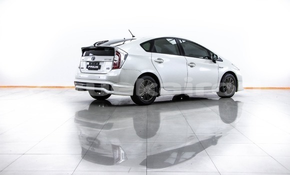 ซื้อ รถมือสอง Toyota Prius ขาว รถยนต์ ใน %{เมือง} ใน กรุงเทพมหานคร ซื้อ รถมือสอง Toyota Prius ขาว รถยนต์ ใน %{เมือง} ใน กรุงเทพมหานคร