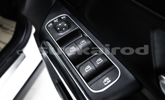 ซื้อ รถมือสอง Mercedes-Benz GLA-klasse ขาว รถยนต์ ใน %{เมือง} ใน กรุงเทพมหานคร ซื้อ รถมือสอง Mercedes-Benz GLA-klasse ขาว รถยนต์ ใน %{เมือง} ใน กรุงเทพมหานคร