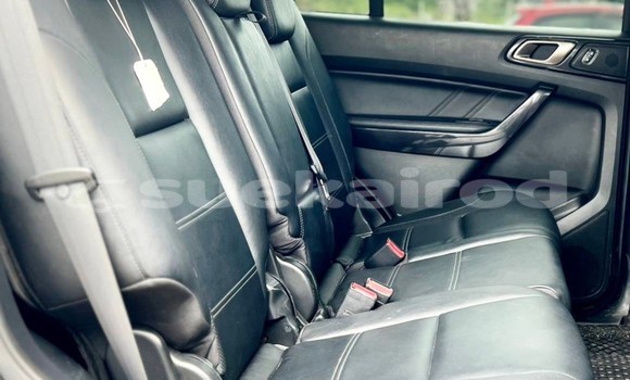 ซื้อ รถมือสอง Ford Everest สีดำ รถยนต์ ใน %{เมือง} ใน กรุงเทพมหานคร ซื้อ รถมือสอง Ford Everest สีดำ รถยนต์ ใน %{เมือง} ใน กรุงเทพมหานคร