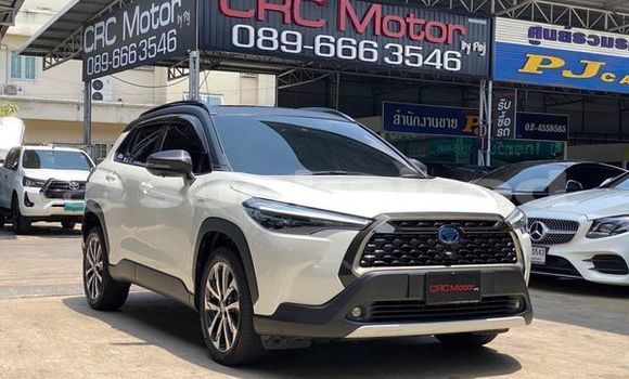 ซื้อ รถมือสอง Toyota Corolla Cross ขาว รถยนต์ ใน %{เมือง} ใน กรุงเทพมหานคร