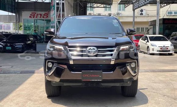ซื้อ รถมือสอง Toyota Fortuner สีดำ รถยนต์ ใน %{เมือง} ใน กรุงเทพมหานคร ซื้อ รถมือสอง Toyota Fortuner สีดำ รถยนต์ ใน %{เมือง} ใน กรุงเทพมหานคร