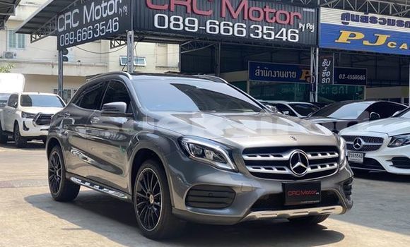 ซื้อ รถมือสอง Mercedes-Benz GLA-klasse อื่น ๆ รถยนต์ ใน %{เมือง} ใน กรุงเทพมหานคร