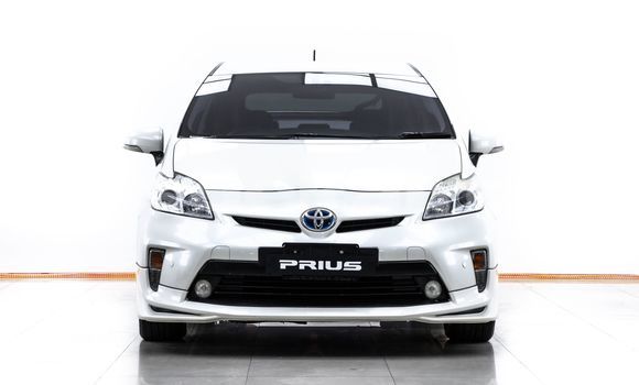 Buy Used Toyota Prius White Car in Bangkok in Bangkok Buy Used Toyota Prius White Car in Bangkok in Bangkok