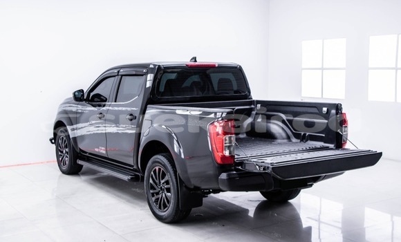 Buy Used Nissan Navara Black Car in Bangkok in Bangkok Buy Used Nissan Navara Black Car in Bangkok in Bangkok