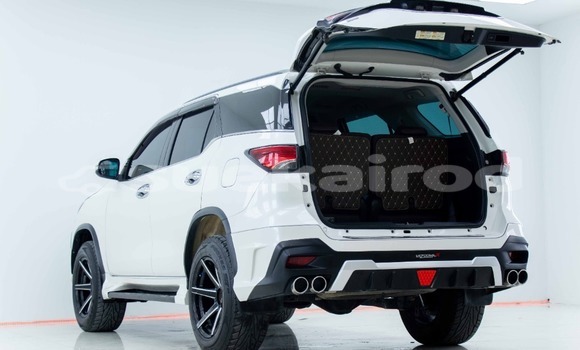 Buy Used Toyota Yaris White Car in Bangkok in Bangkok Buy Used Toyota Yaris White Car in Bangkok in Bangkok