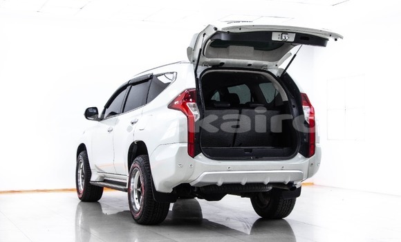 Buy Used Mitsubishi Pajero Sport White Car in Bangkok in Bangkok Buy Used Mitsubishi Pajero Sport White Car in Bangkok in Bangkok