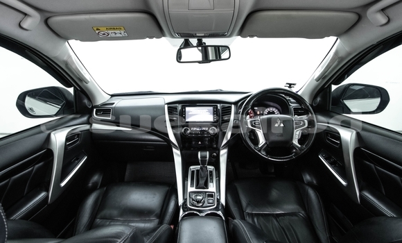 Buy Used Mitsubishi Pajero Sport White Car in Bangkok in Bangkok Buy Used Mitsubishi Pajero Sport White Car in Bangkok in Bangkok