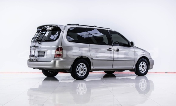 Buy Used Kia Carnival Brown Car in Bangkok in Bangkok Buy Used Kia Carnival Brown Car in Bangkok in Bangkok