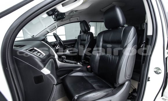 Buy Used Mitsubishi Pajero White Car in Bangkok in Bangkok Buy Used Mitsubishi Pajero White Car in Bangkok in Bangkok