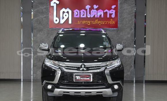 ซื้อ รถมือสอง Mitsubishi Pajero สีดำ รถยนต์ ใน %{เมือง} ใน กรุงเทพมหานคร