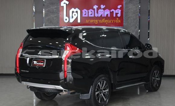 Buy Used Mitsubishi Pajero Black Car in Bangkok in Bangkok Buy Used Mitsubishi Pajero Black Car in Bangkok in Bangkok