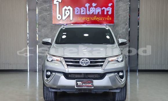 Buy Used Toyota Fortuner Silver Car in Bangkok in Bangkok