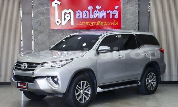Buy Used Toyota Fortuner Silver Car in Bangkok in Bangkok Buy Used Toyota Fortuner Silver Car in Bangkok in Bangkok