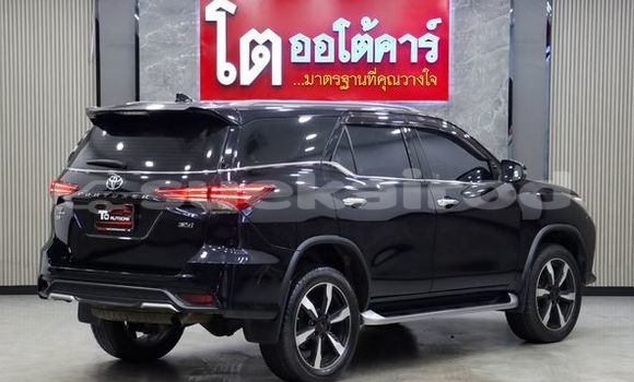 ซื้อ รถมือสอง Toyota Fortuner สีดำ รถยนต์ ใน %{เมือง} ใน กรุงเทพมหานคร ซื้อ รถมือสอง Toyota Fortuner สีดำ รถยนต์ ใน %{เมือง} ใน กรุงเทพมหานคร