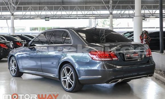 Buy Used Mercedes-Benz E-Classe Other Car in Bangkok in Bangkok Buy Used Mercedes-Benz E-Classe Other Car in Bangkok in Bangkok