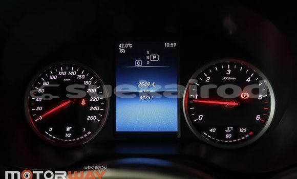 Buy Used Mercedes-Benz GLC White Car in Bangkok in Bangkok Buy Used Mercedes-Benz GLC White Car in Bangkok in Bangkok